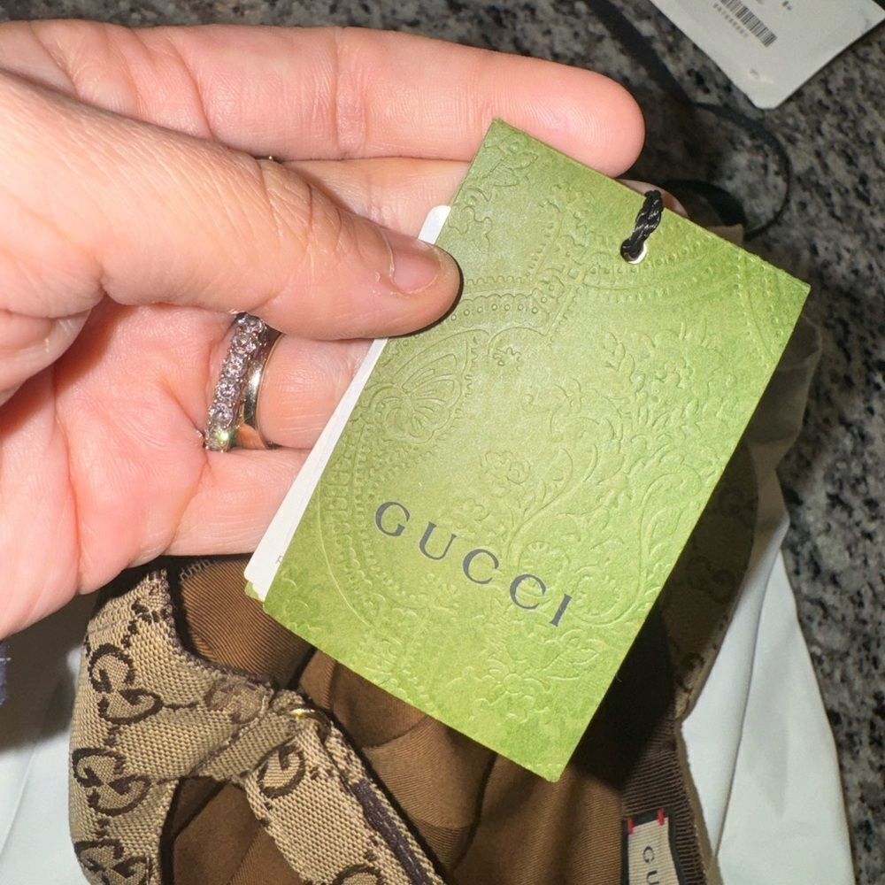 Gucci Logo Hat - Picture 2 of 8